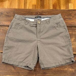 Lee Men’s Taupe Flat-Front Chino Shorts
